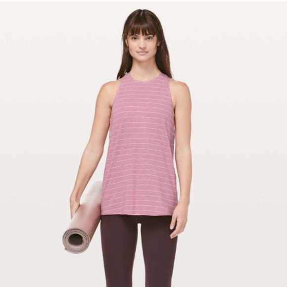 Lululemon 'All tied up' Tanks - Picture 2 of 5